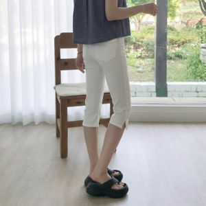 레빅 밑단트임 뒷포켓 6부 스판 코튼 카프리 팬츠