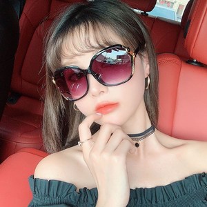 벨루아 여성 선글라스 자외선차단 빅프레임 얼굴 작아보이는 민낯커버